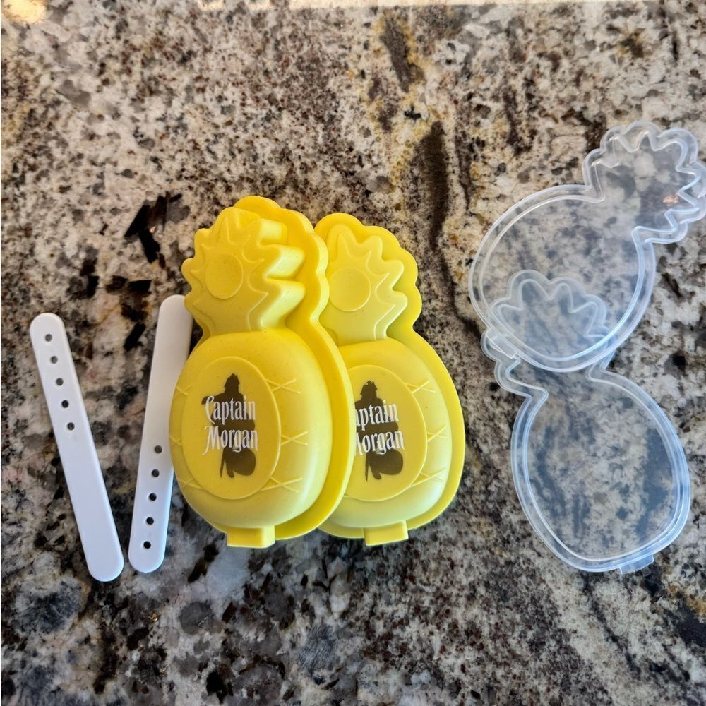 Captain Morgan Yellow Pineapple Ice tray molds/popsicle
